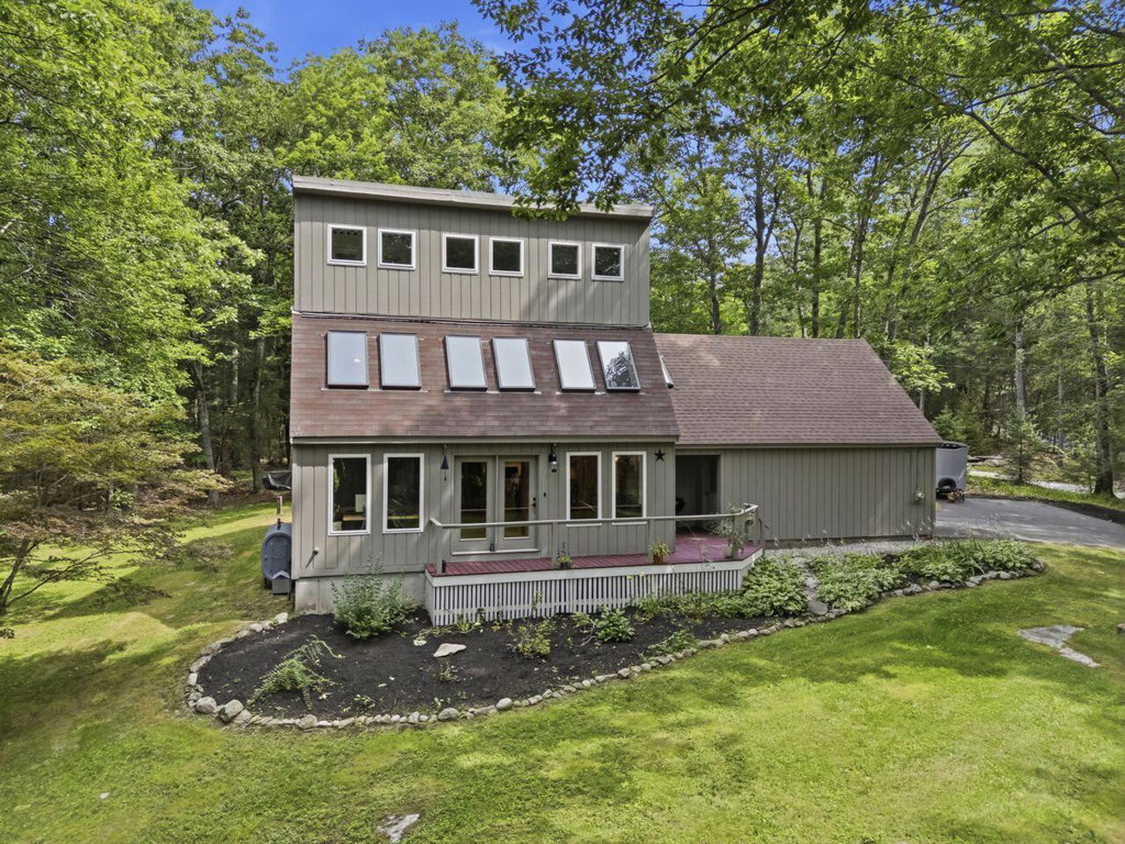 226 Bruce Hill Road Cumberland