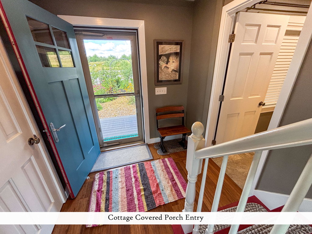 Cottage Covered Porch Entry, label