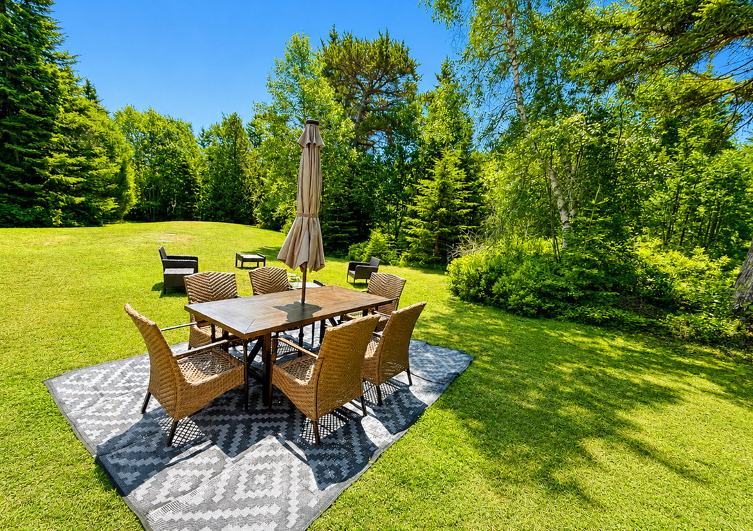 Entertaining space out back