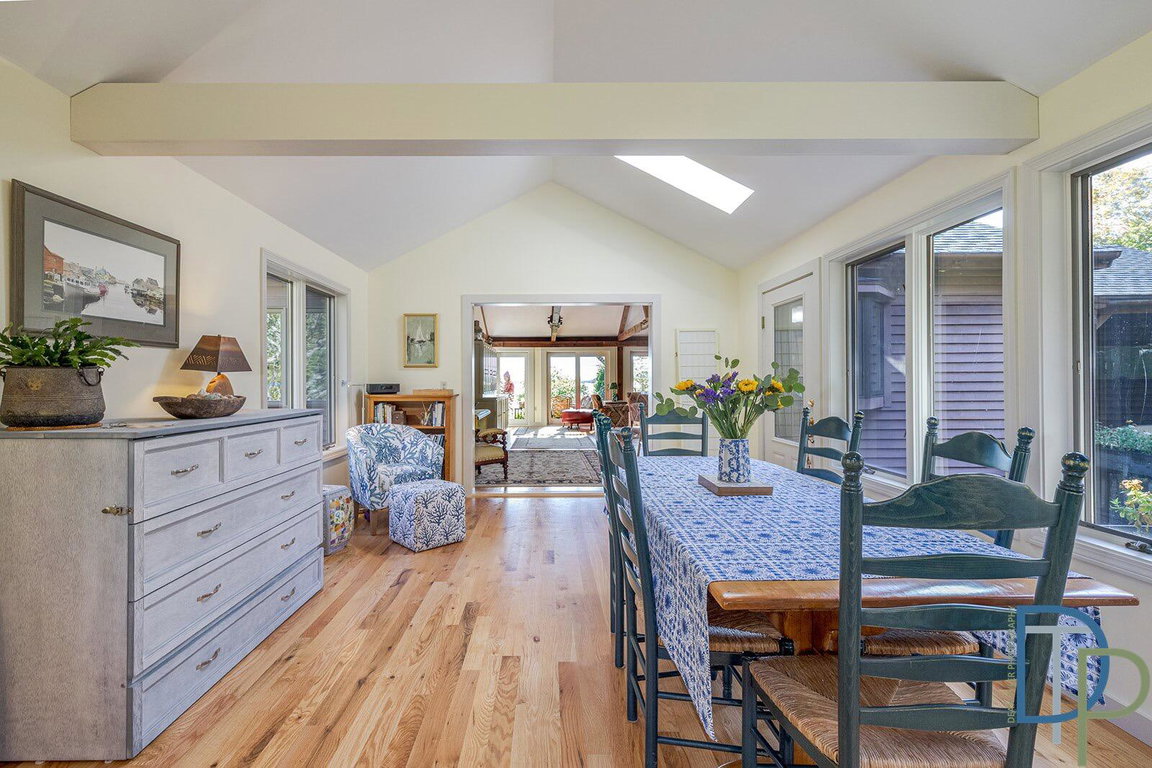 1035newburyneck - 15