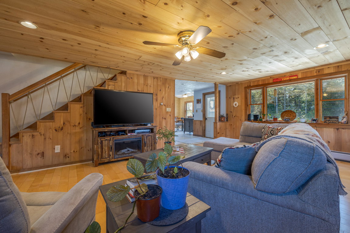 17-219 Eggomoggin Road-DTP