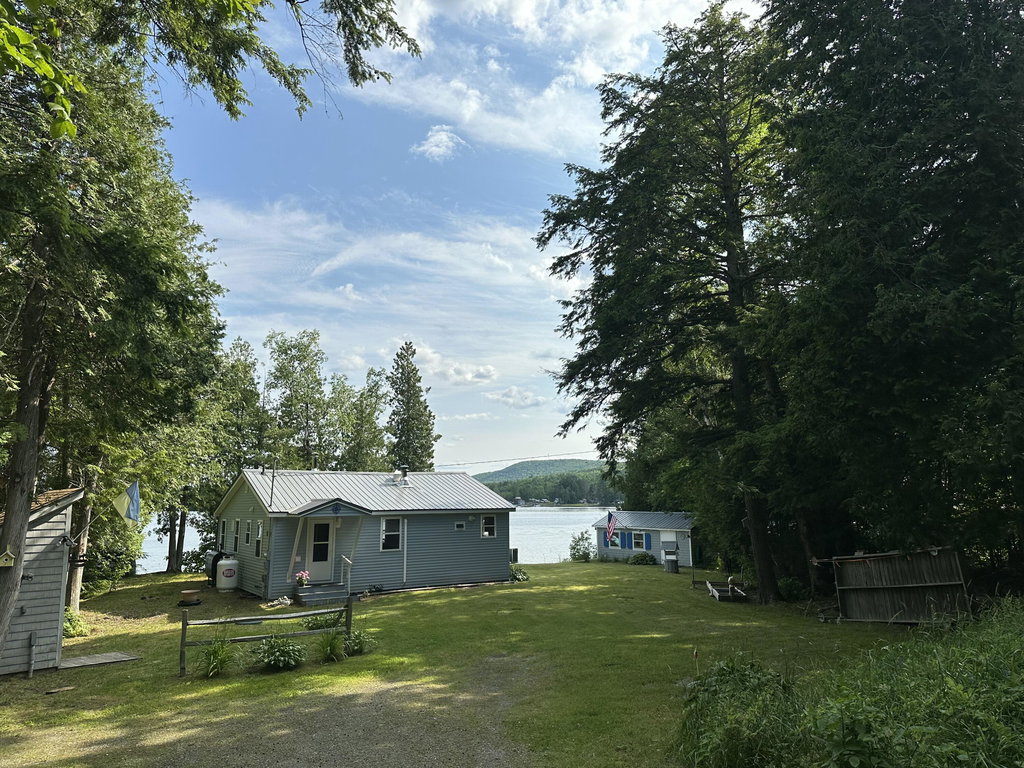 69 Deering Lake Road Orient