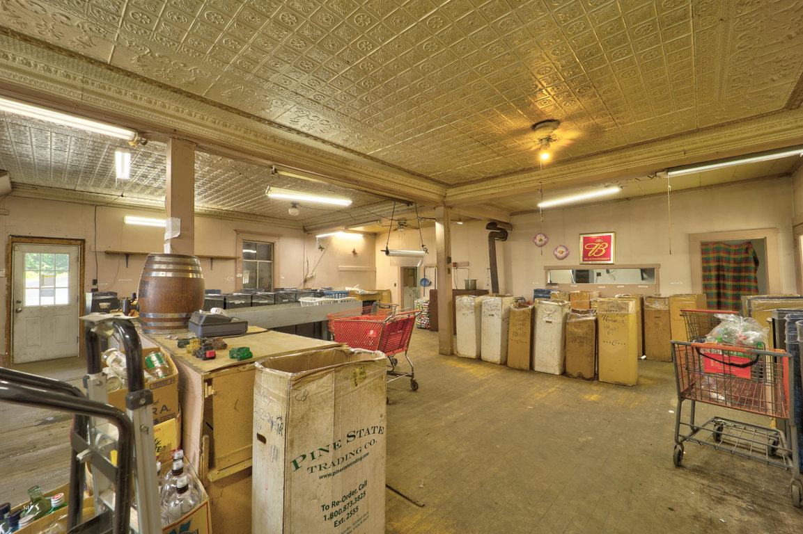 143_North_Sedgwick_Road_4