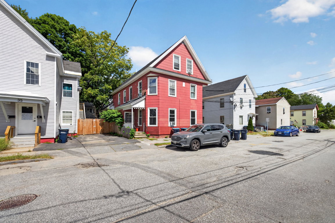 31 Pine Street Auburn
