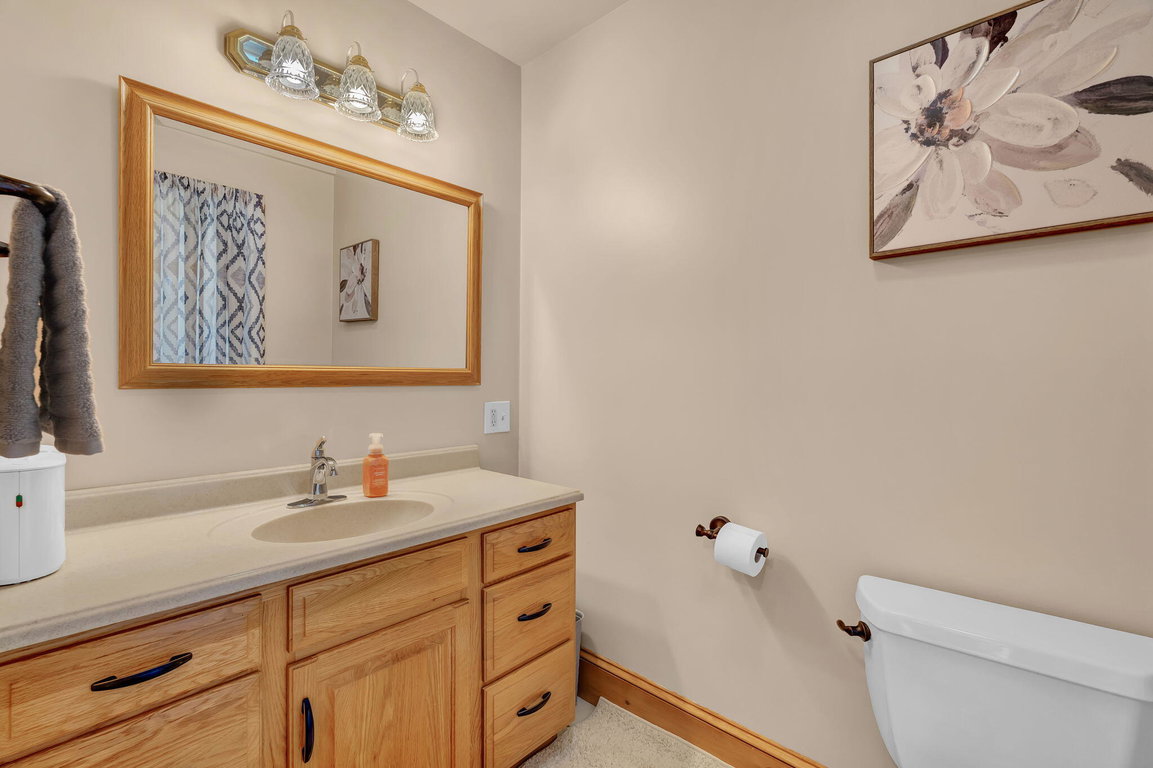 12-web-or-mls-167-twin-hill-rd