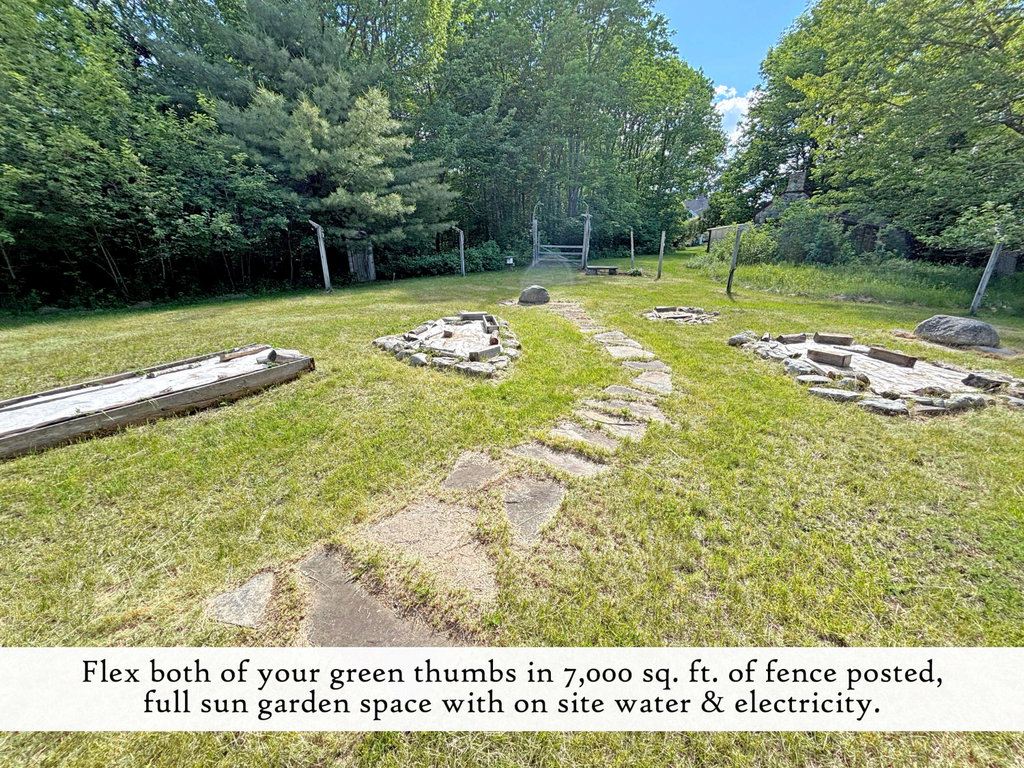 Garden (9), label