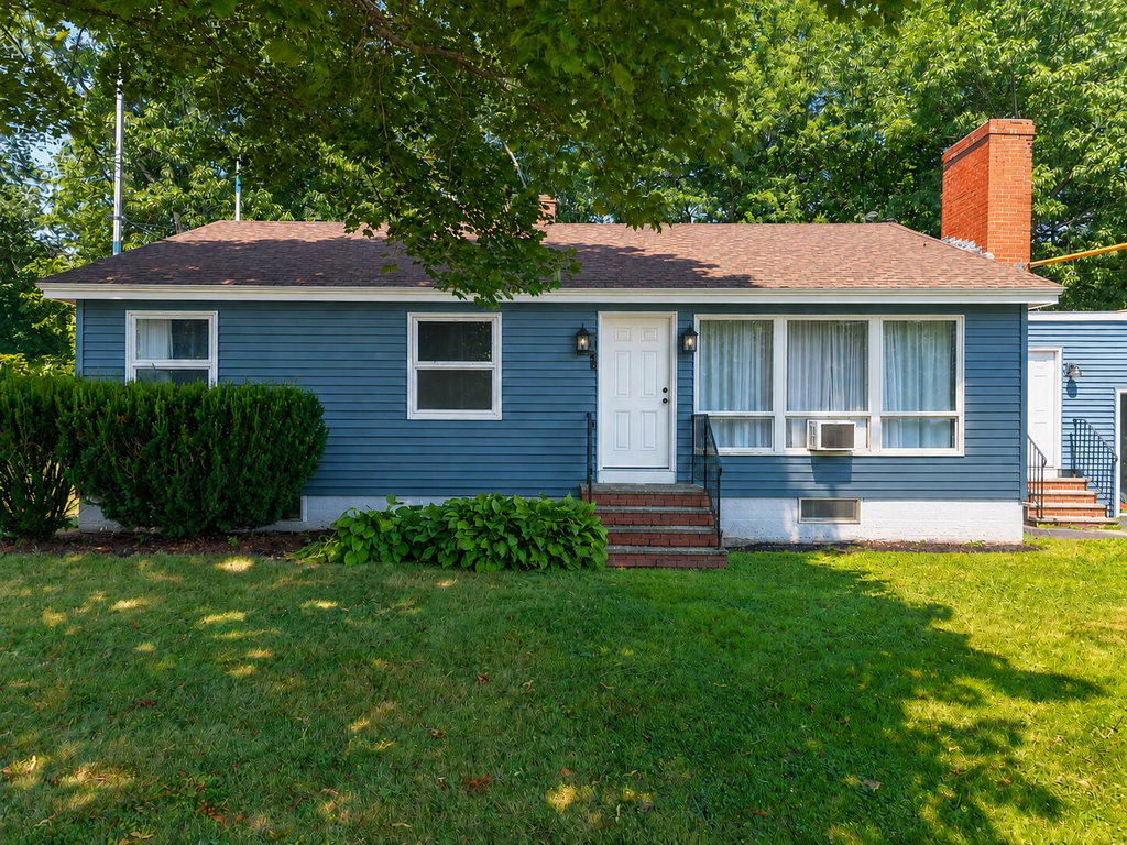 176 Harvard Street Auburn