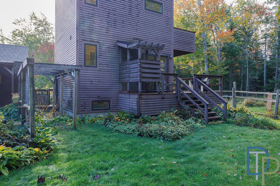 1035newburyneck - 90