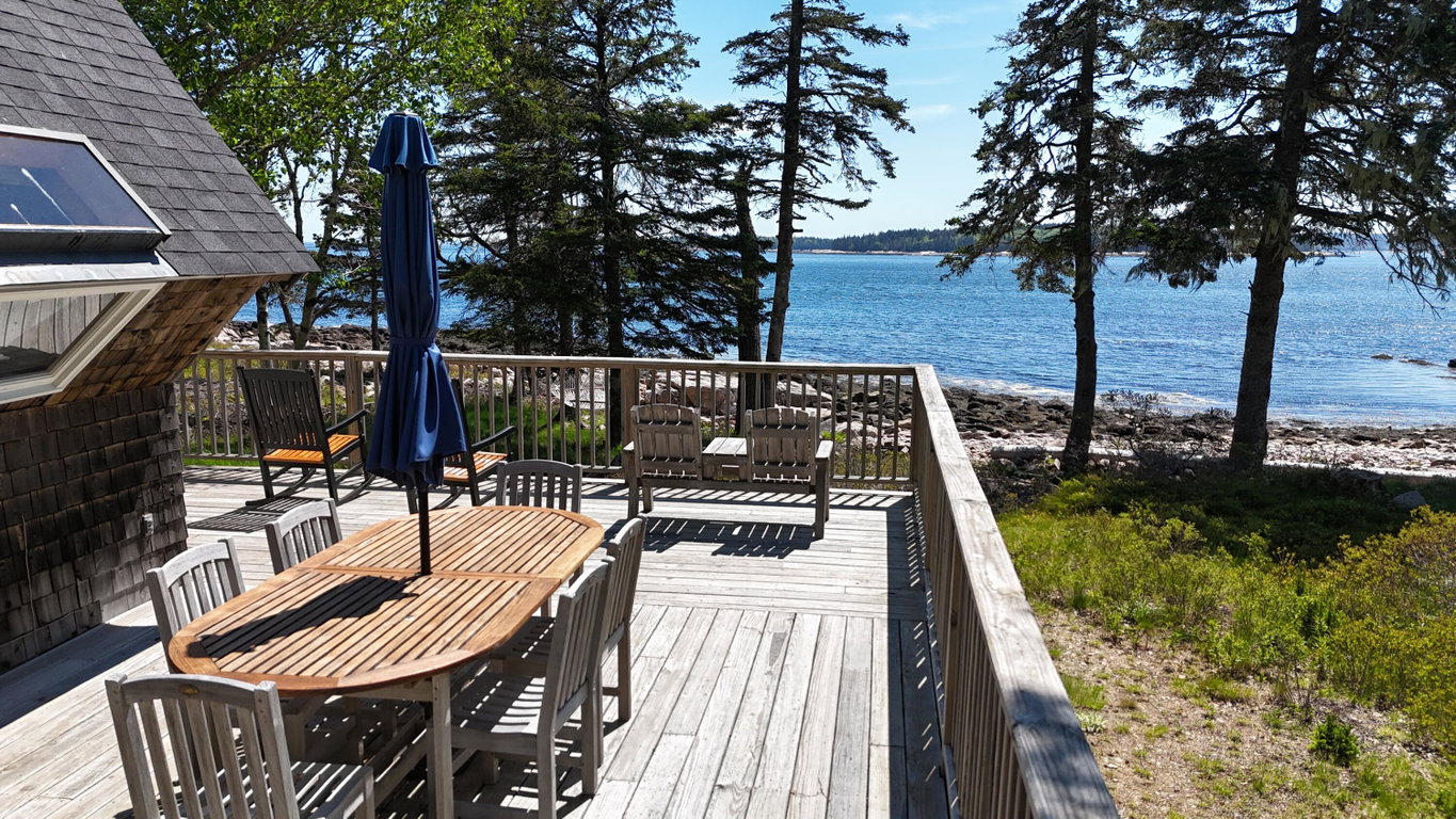 180 Red Point Road Swans Island