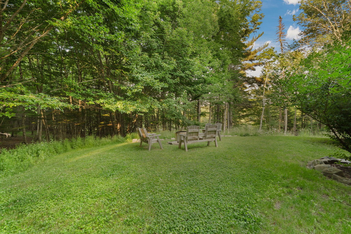 5 Cedar Hill Rd