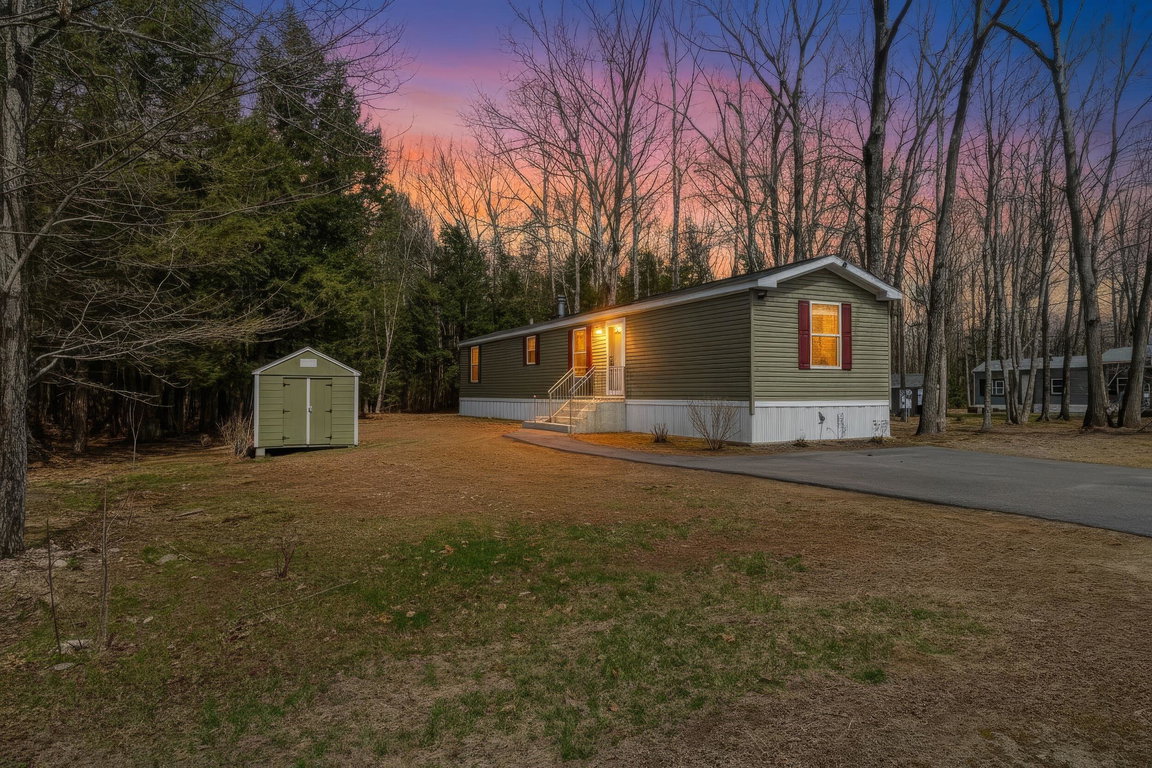 28 Rachel Drive Sanford