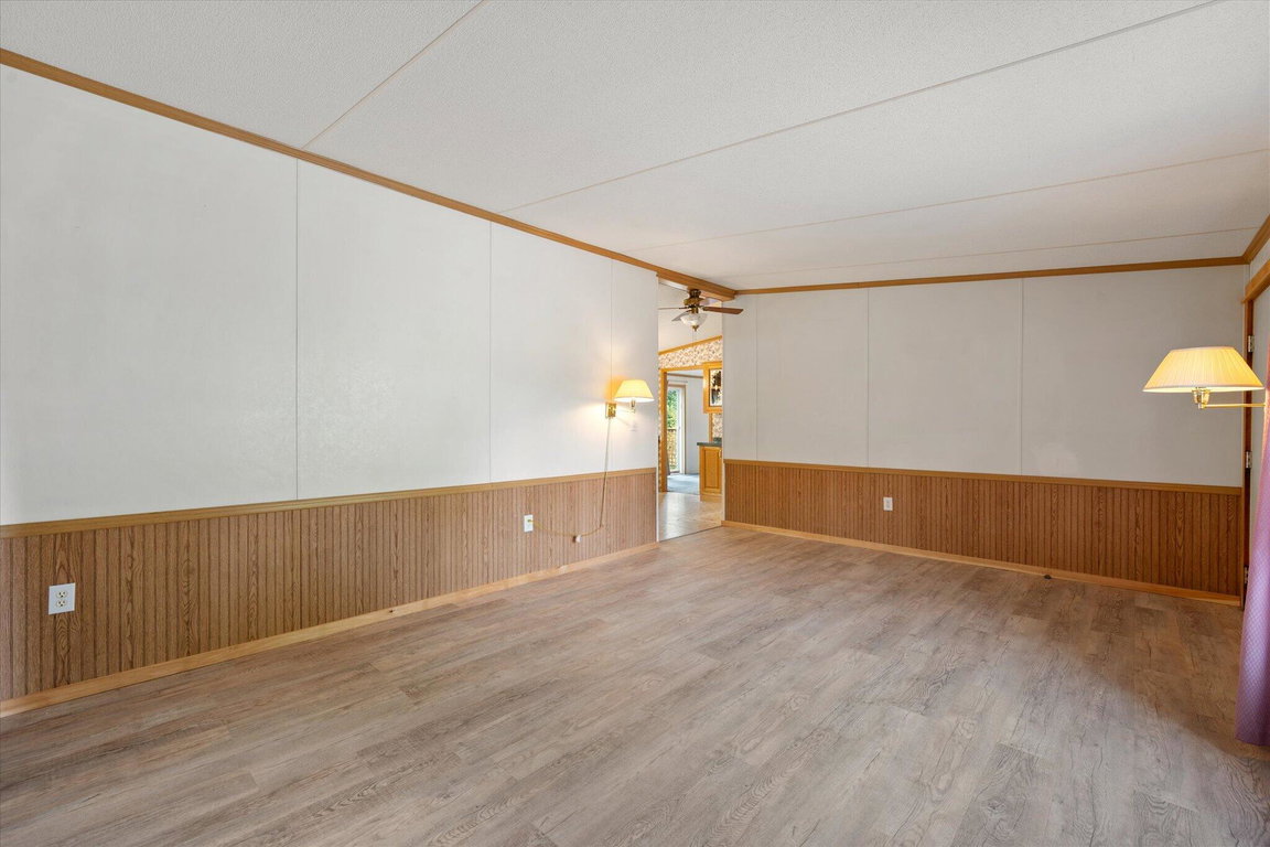 07-Living Room