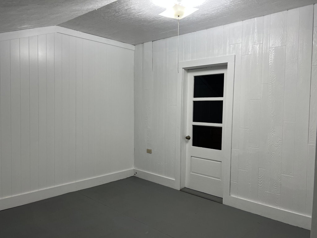 Entryrm/mudroom