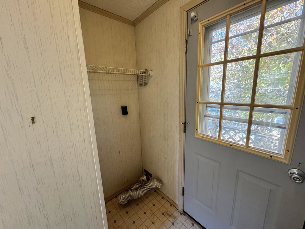 Laundry Hookup/Back Door
