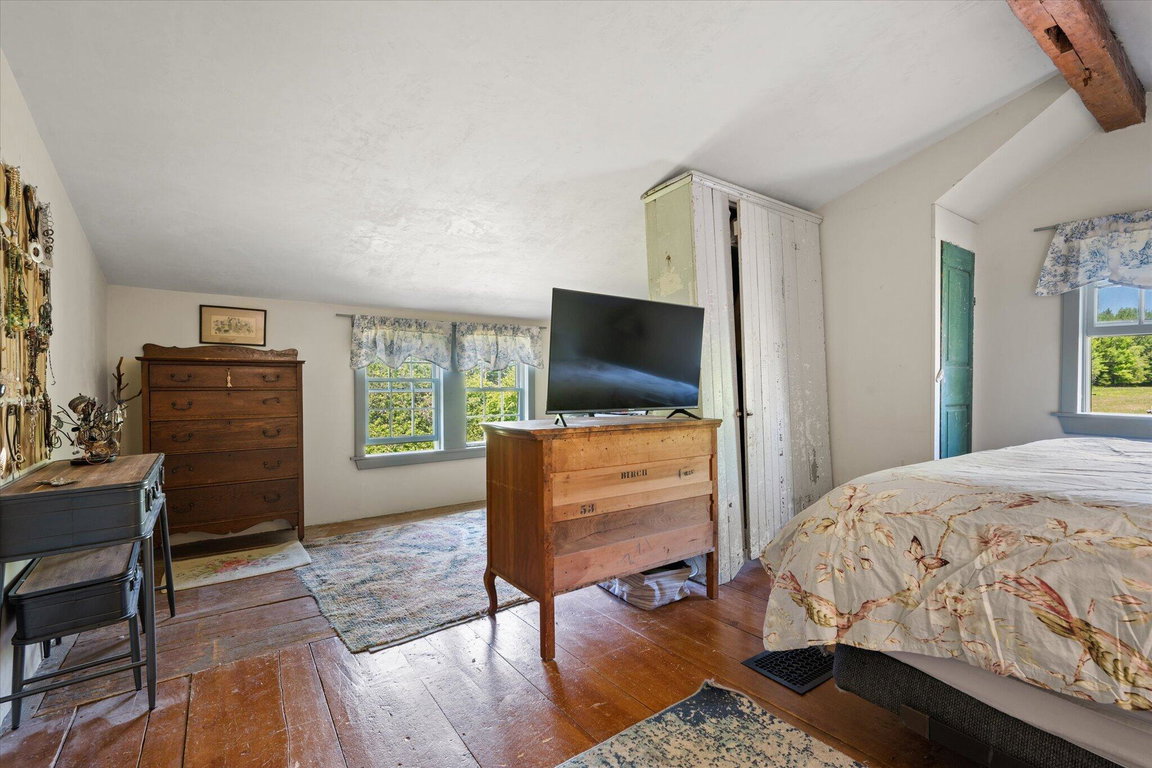 57-Bedroom