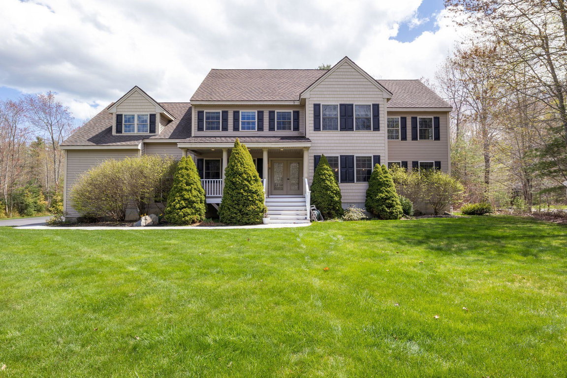 21 Richards Way Saco