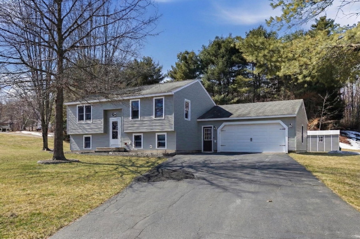 2 Running Brook Drive Sanford