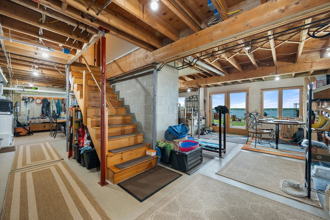 78-Walk-out Basement