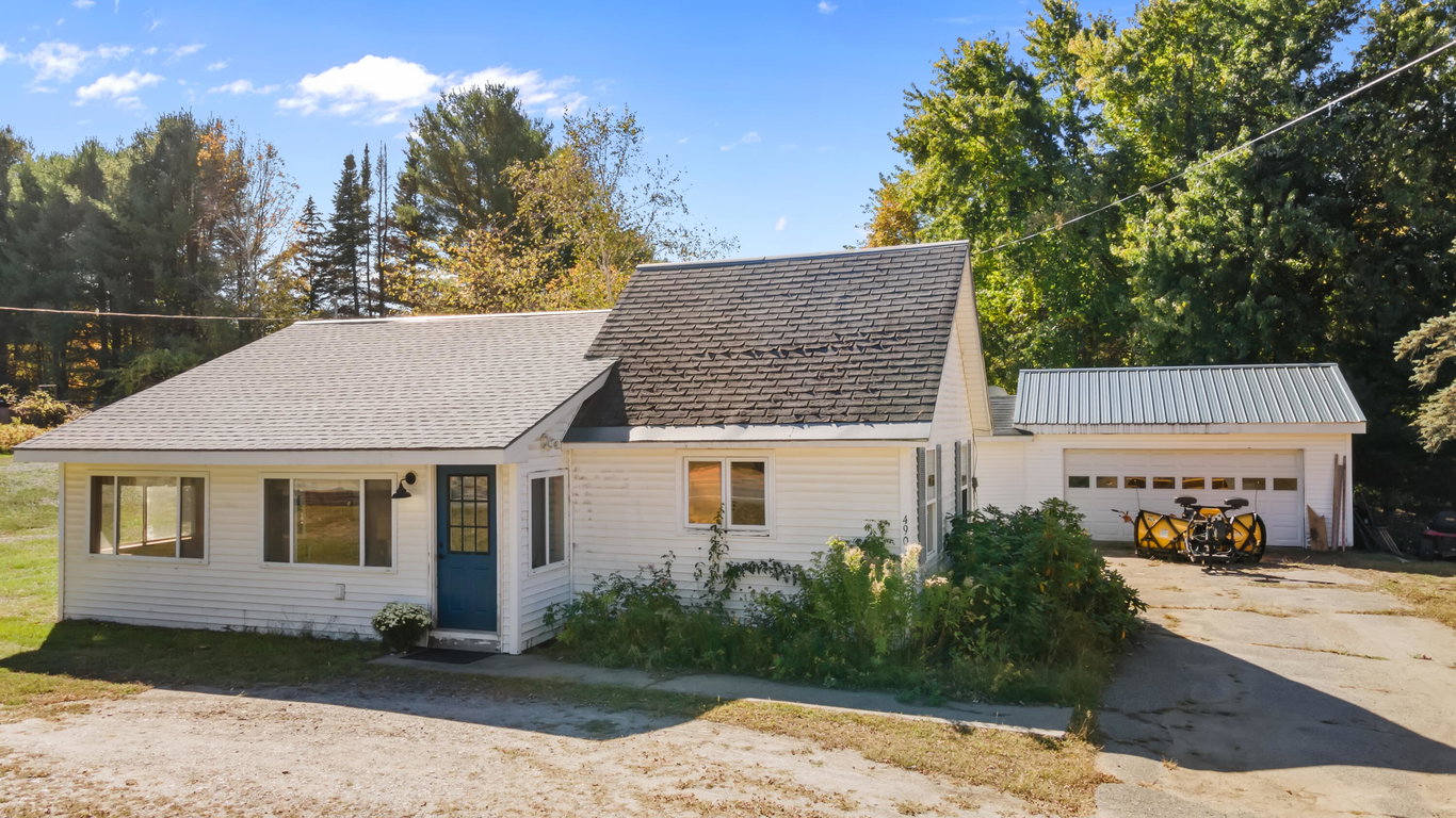 490 Fairbanks Road Farmington
