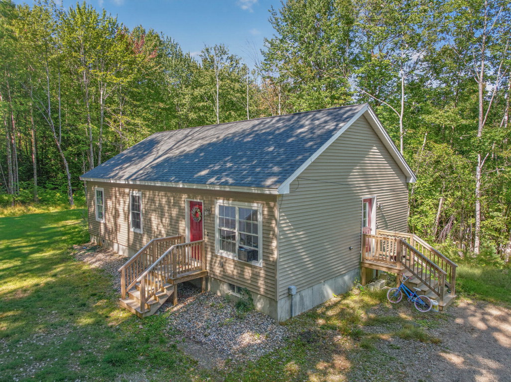 305 High Road Cornish