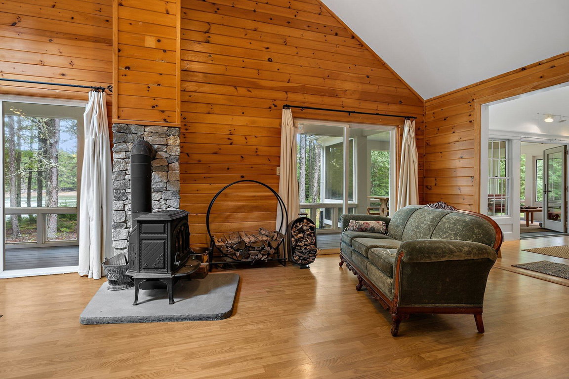Family Room 3