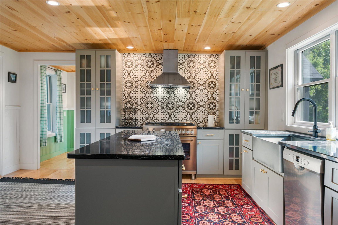 19-Kitchen