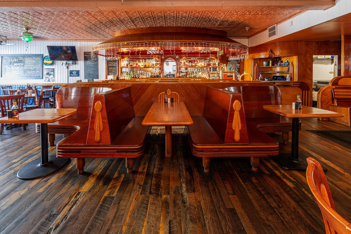 Finback-Interior-6
