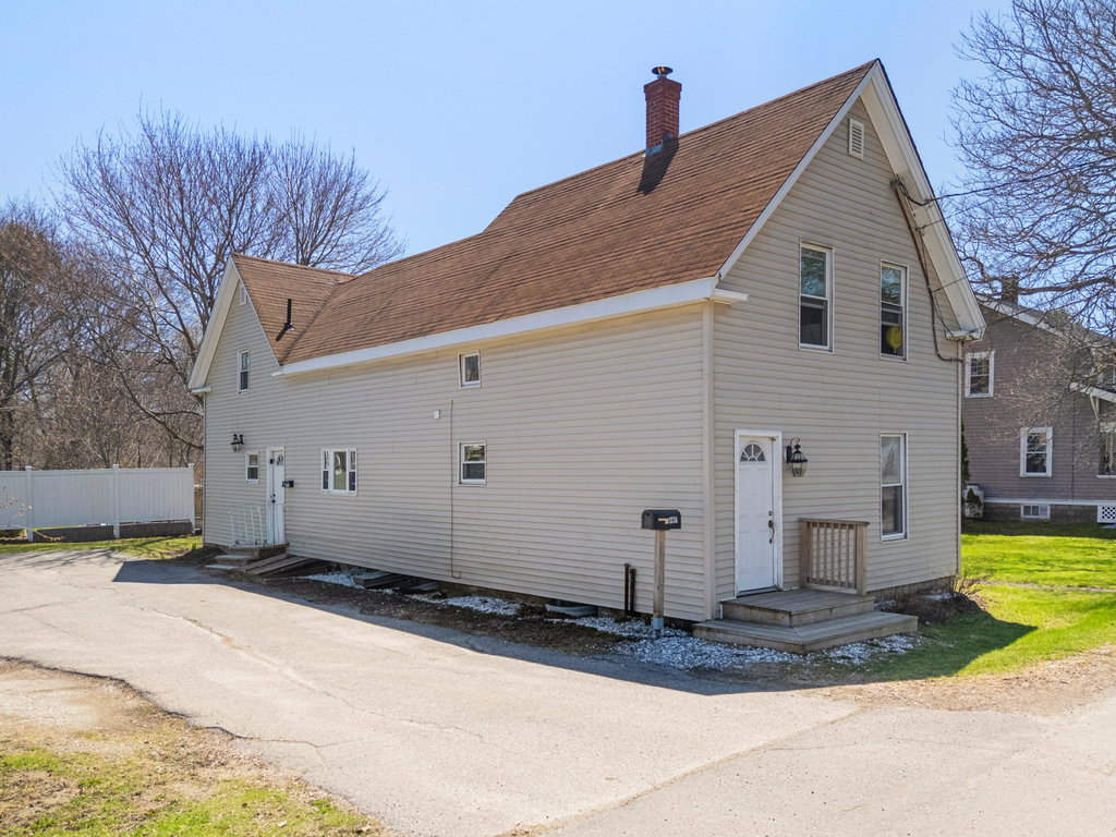 323 Broadway  Rockland