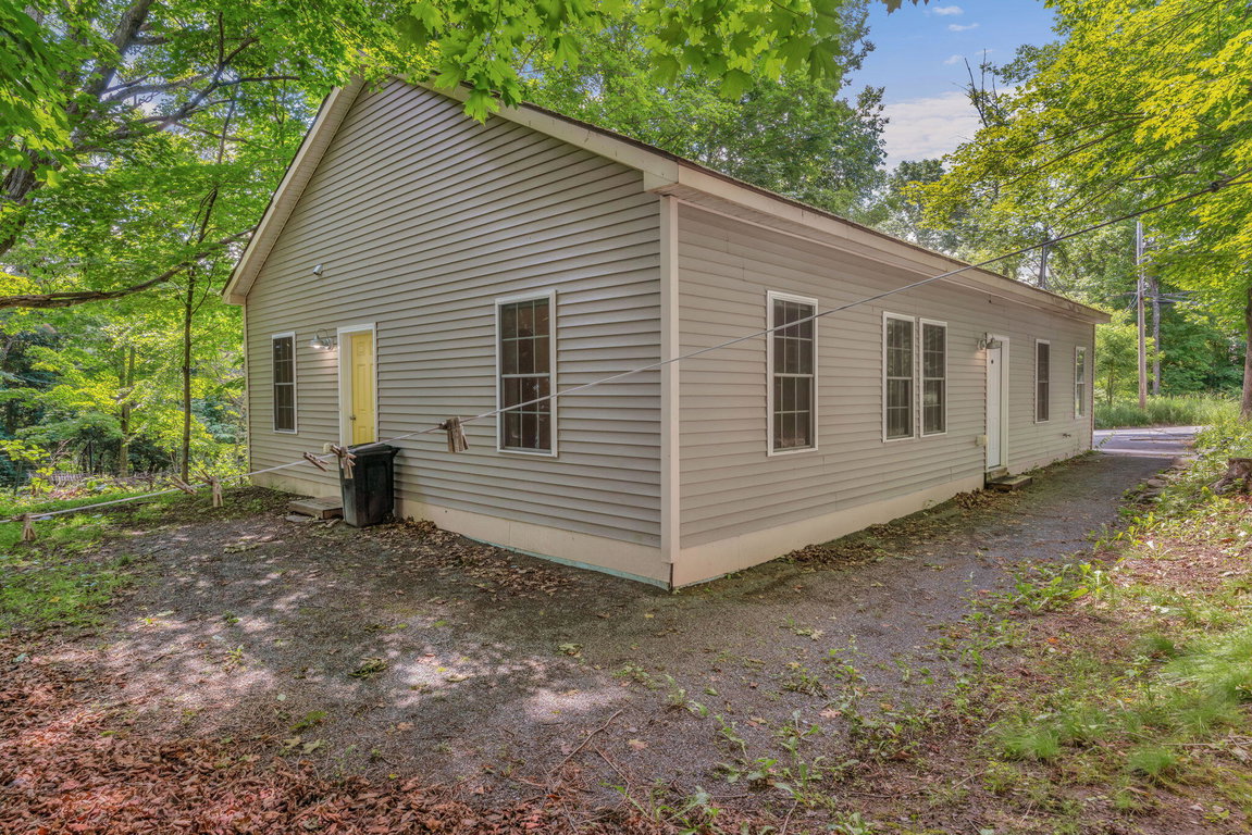 8 Orient Avenue Hampden
