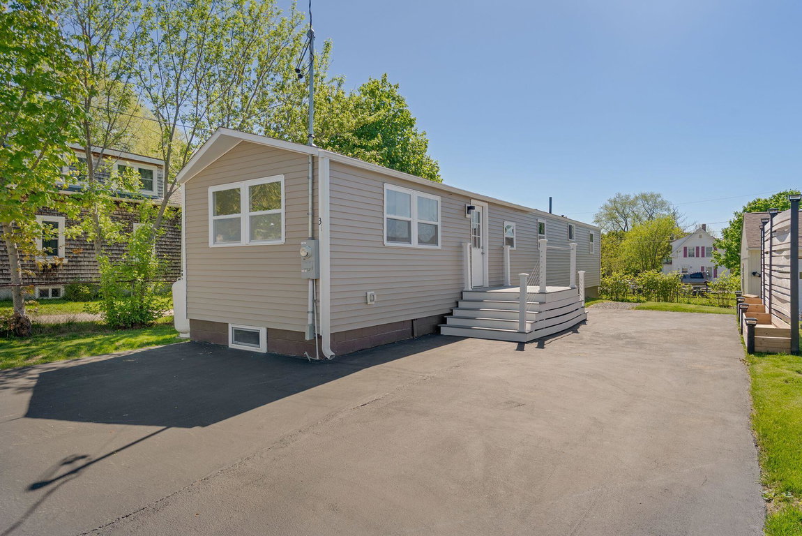 31 Spruce Street Rockland