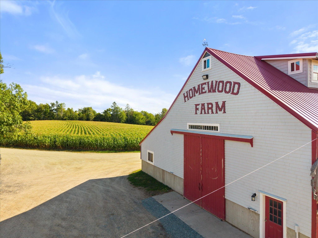 Barn