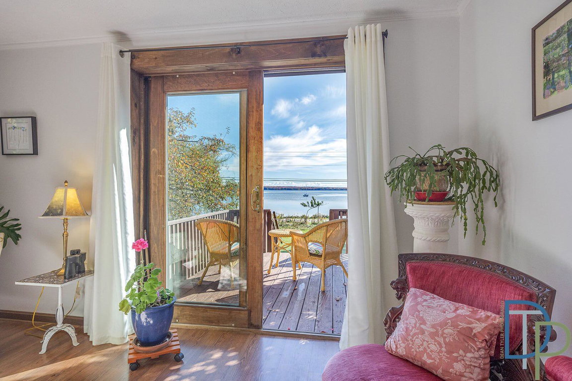 1035newburyneck - 24