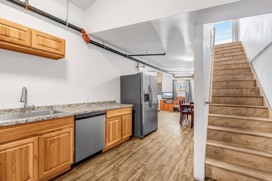 13-web-or-mls-14-cottage-st
