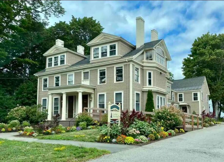 133-135 Broadway  Bangor