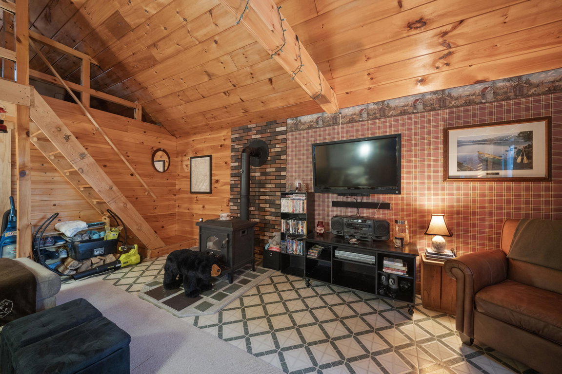 5 Pine Lane Dallas Plt