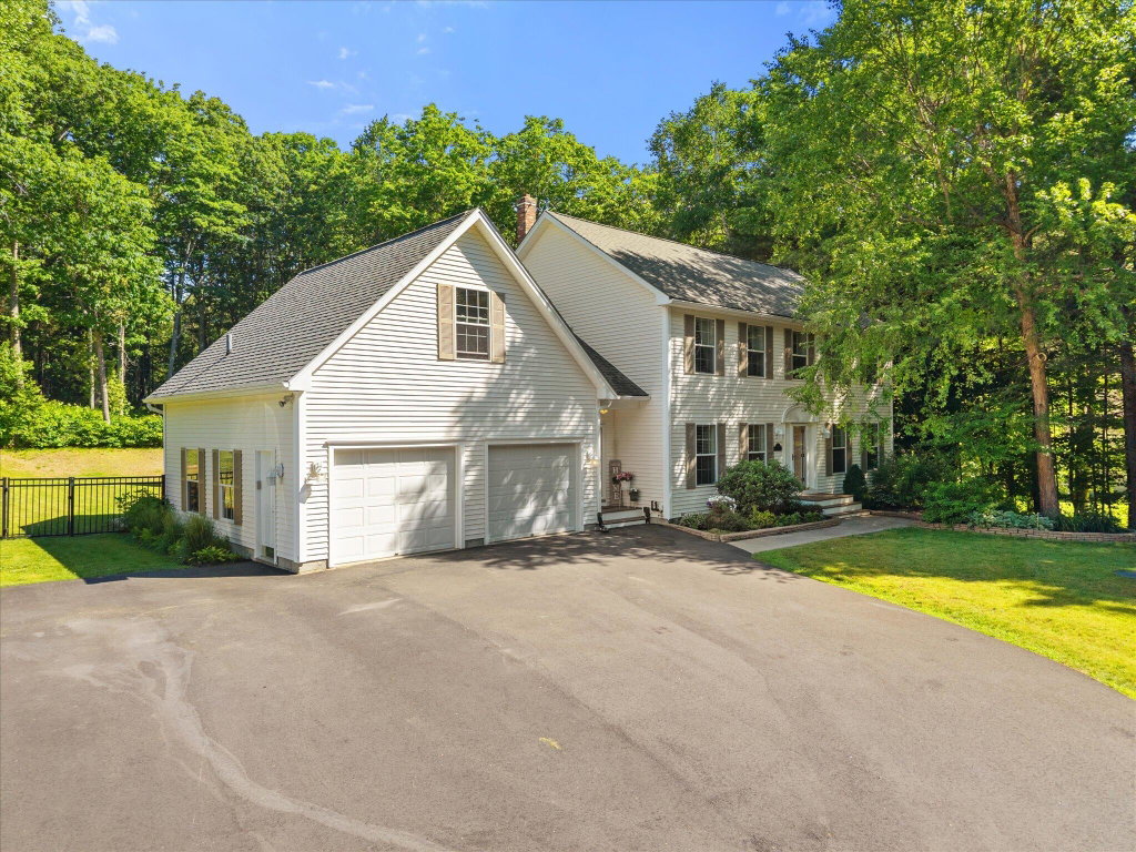 64 Hopkins Road Hampden