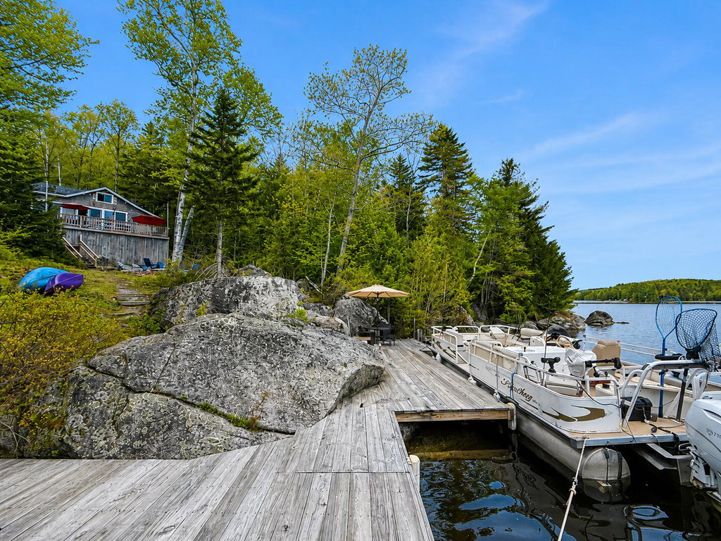 Lakeside Deck