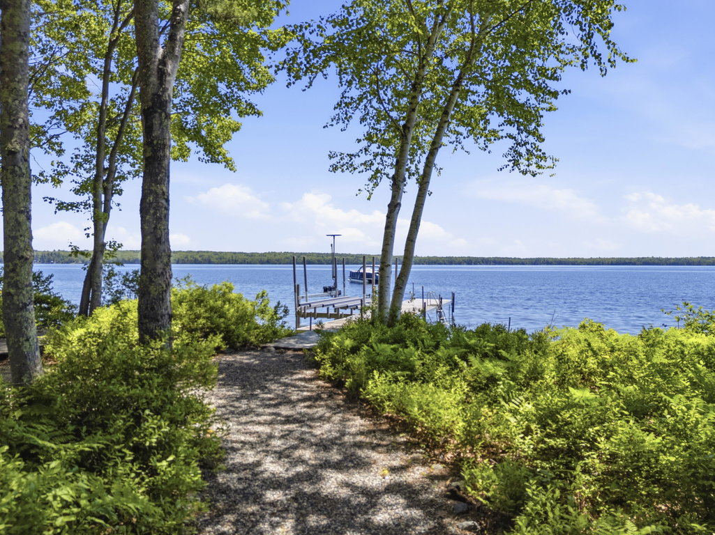 24 Emerald Point Drive Frye Island