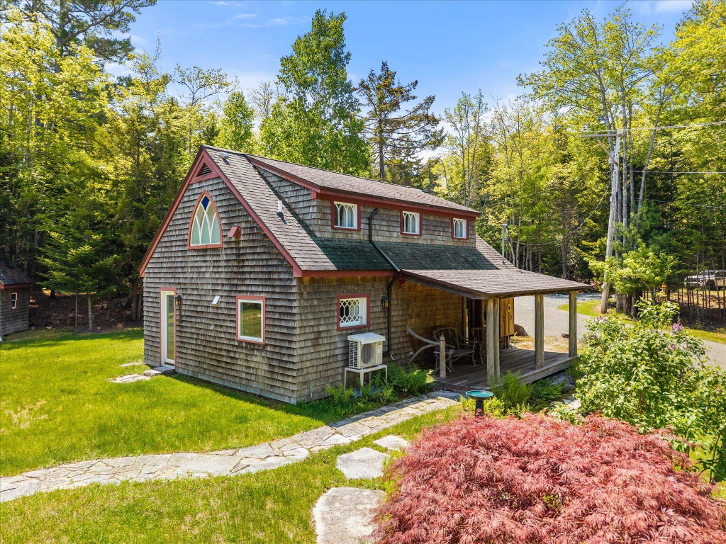 22-Guest House