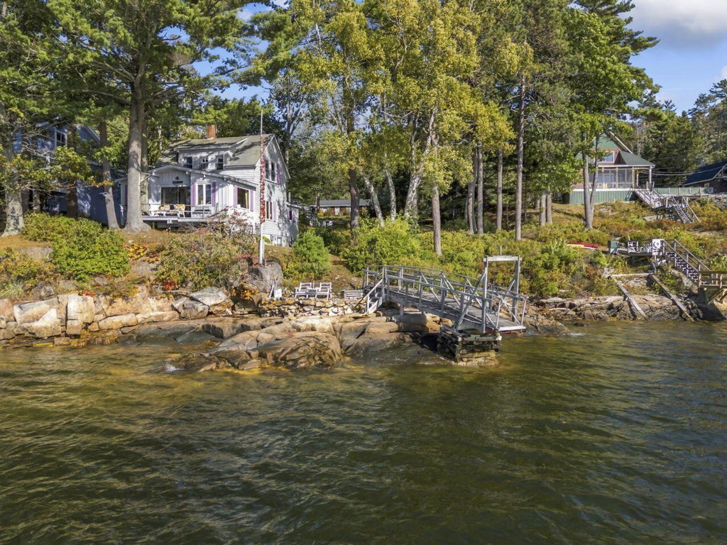 7 Crooked Spruce Drive West Bath