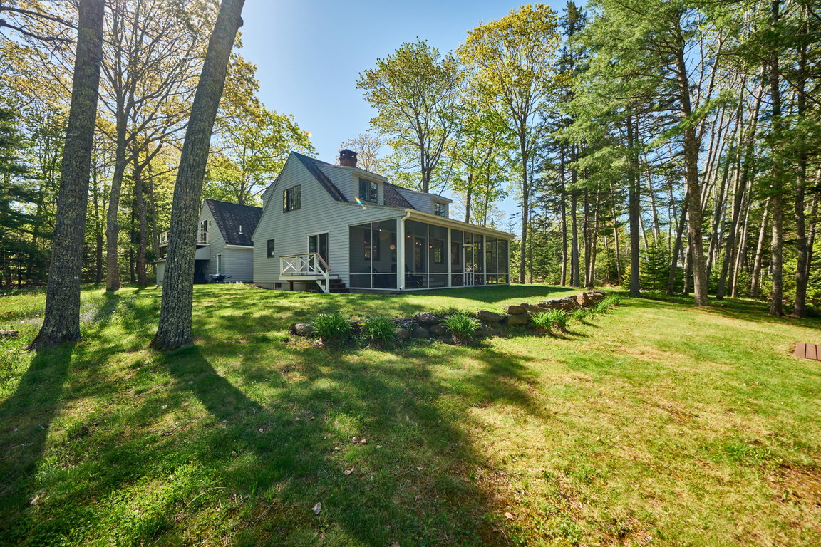 36 Snowdeal Lane South Thomaston