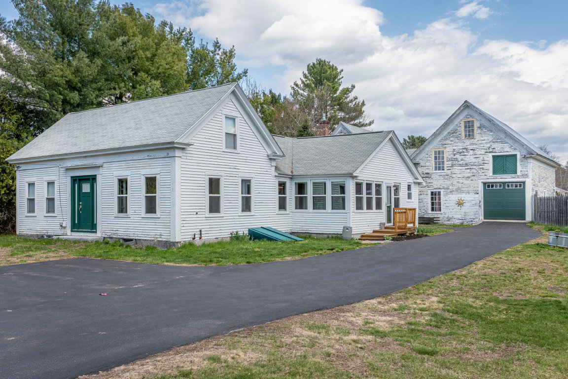 1105 Pequawket Trail Standish