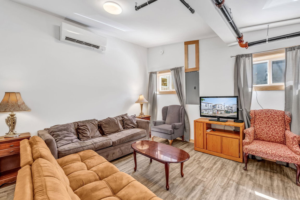 2-web-or-mls-14-cottage-st