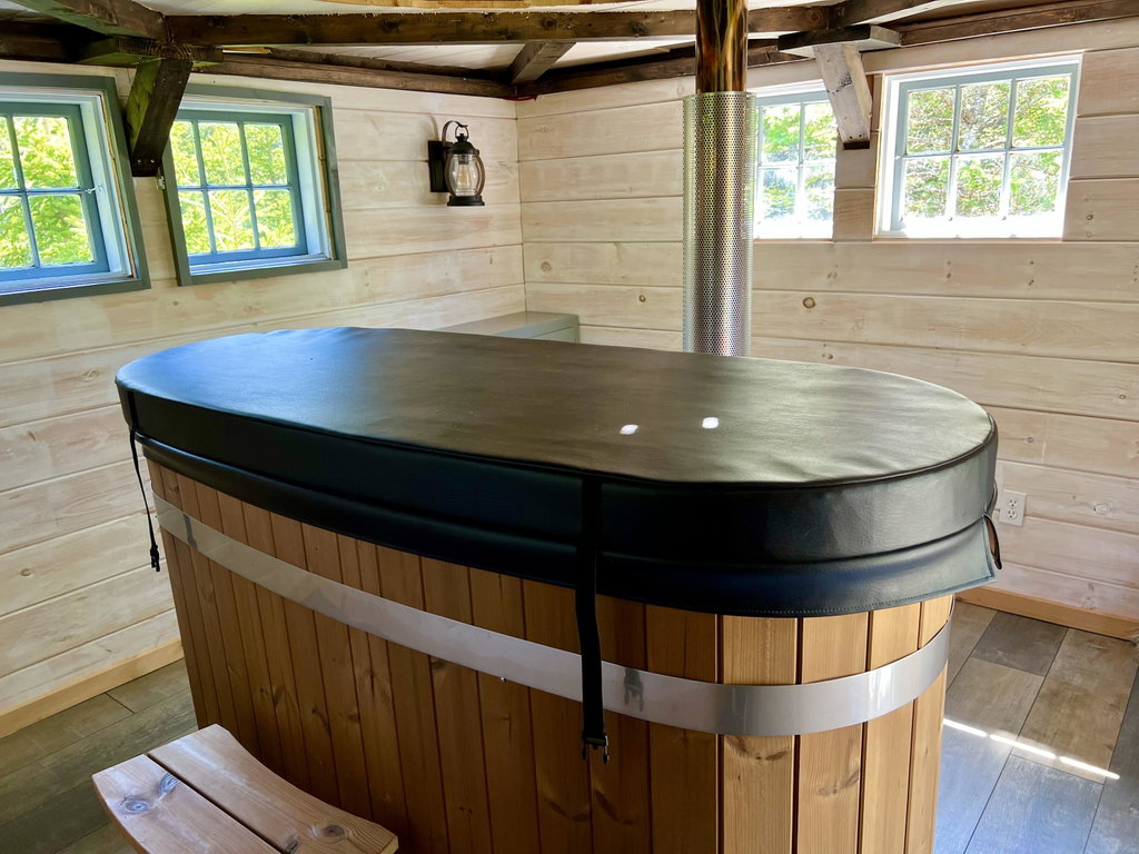 Hot tub