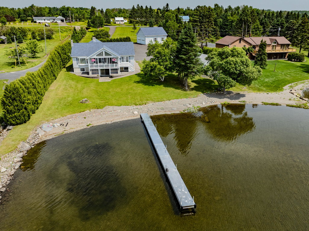 149 & 161 Lake Shore Road Madawaska