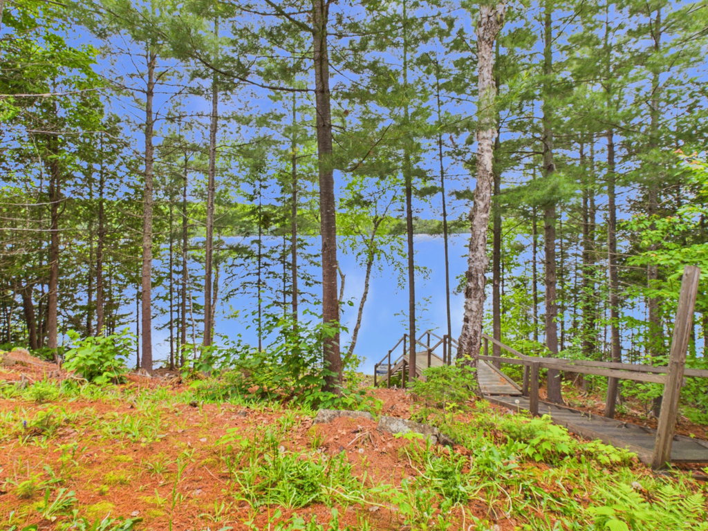 1021 Shore Road Madawaska Lake Twp