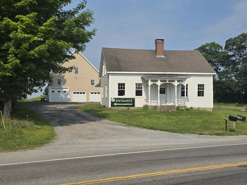 1642 Atlantic Highway Warren