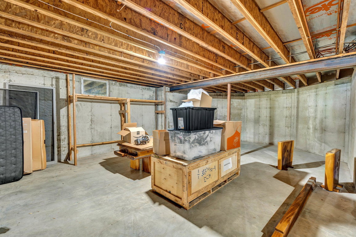 70-web-or-mls-1197-bay-rd
