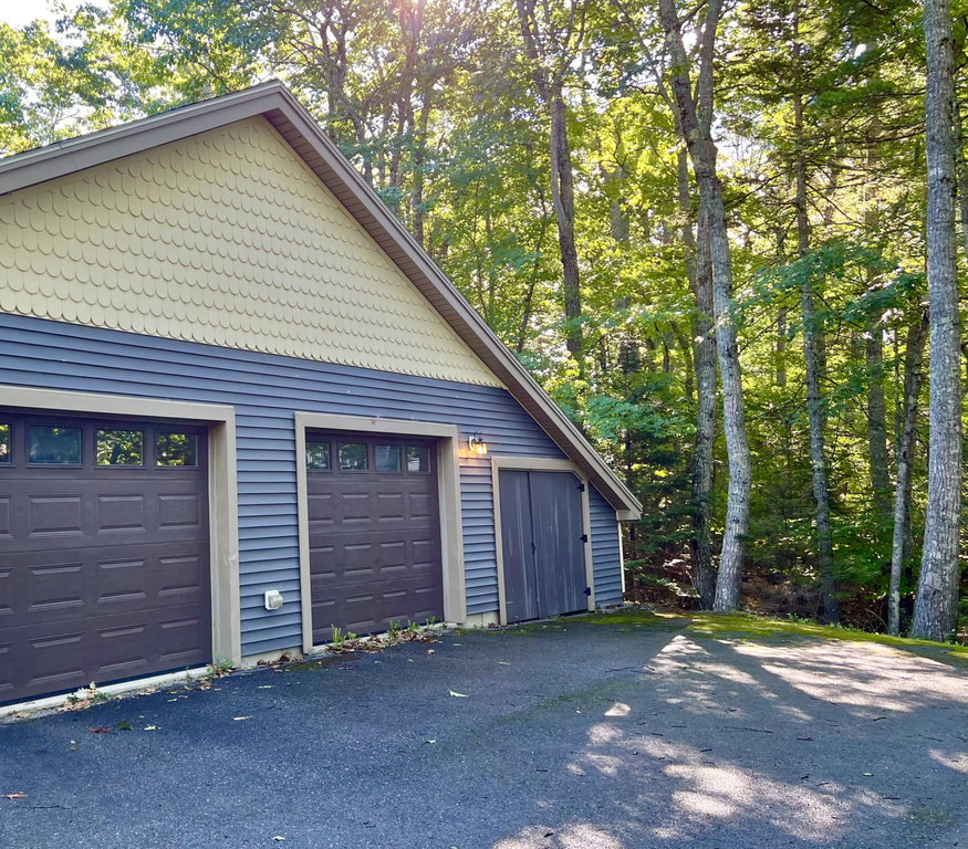 Two car garage