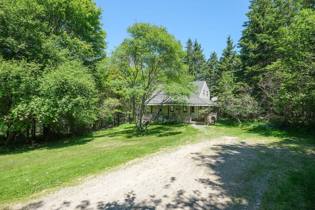 27 Spofford Drive Deer Isle